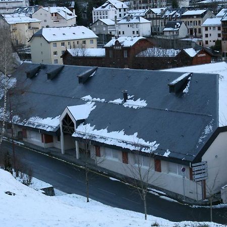 Auberge Familiale Relais Du Lys Cauterets Exterior foto